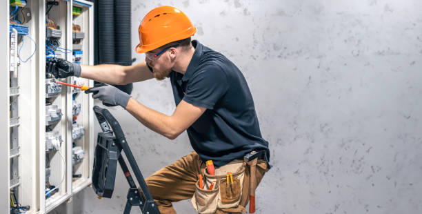 Best Licensed Electrician  in Danbury, TX