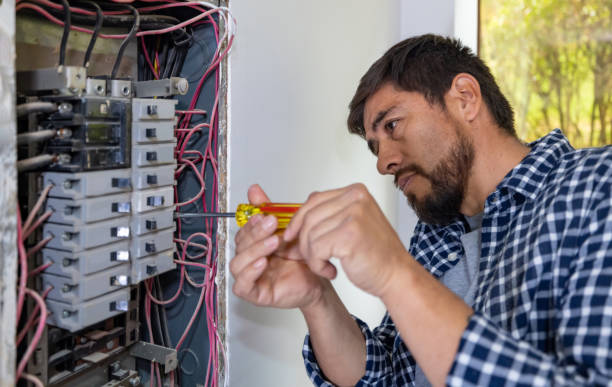 Best Electrician Near Me  in Danbury, TX